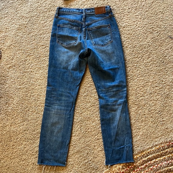 High Rise Slim Boyjean - Picture 5 of 6